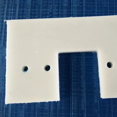 Затвор белое UHMWPE полета транспортера изготовления полиэтилена подвергал части механической обработке