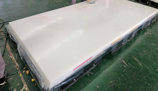 Китай гладкая поверхность легкое техническое обслуживание Uhmwpe синтетическая задняя крыша льда система